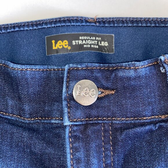 New Lee 8 Long Ultra Lux Comfort with Flex Motion Straight Leg Jean - Picture 4 of 5
